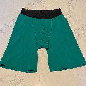 Lululemon boxer brief size S